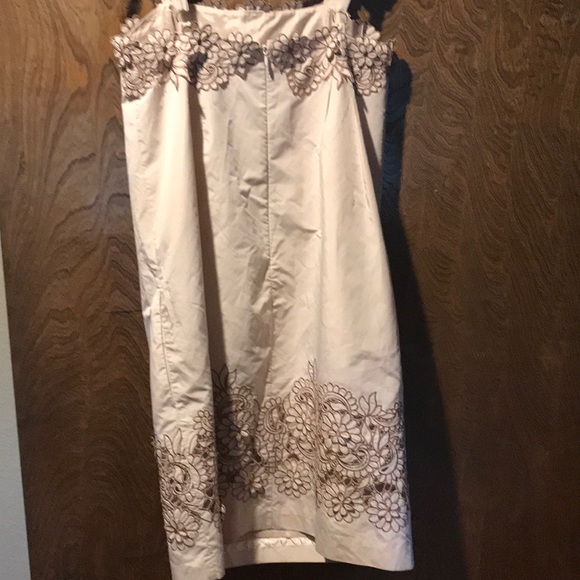 Size 0 BCBG summer dress, like new - Picture 2 of 3